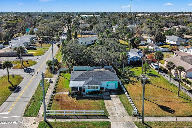 302 Riverside Drive, Holly Hill, FL 32117