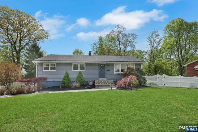 7 S 1st Street, Park Ridge, NJ 07656