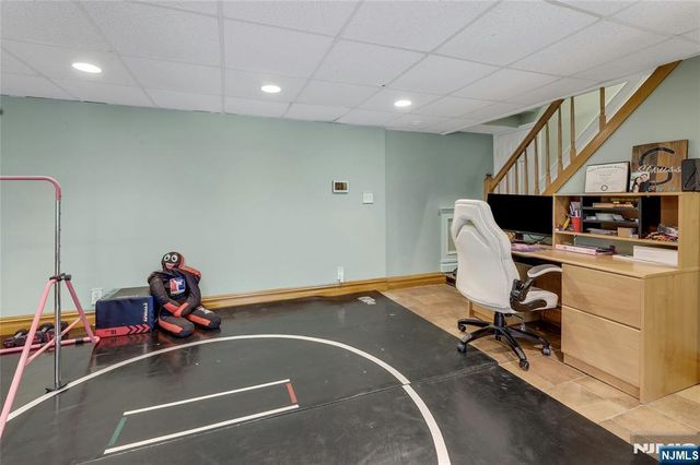 7 S 1st Street, Park Ridge, NJ 07656
