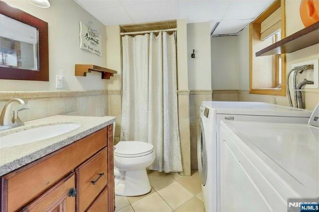 7 S 1st Street, Park Ridge, NJ 07656
