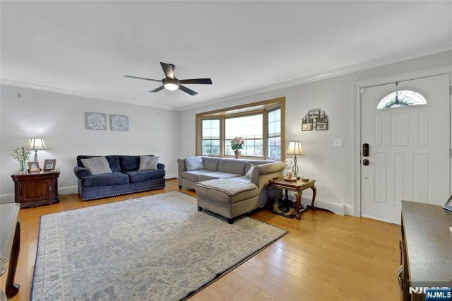 7 S 1st Street, Park Ridge, NJ 07656