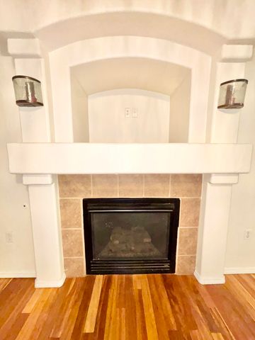 941 Carrizo Street NW, Los Lunas, NM 87031