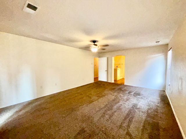 941 Carrizo Street NW, Los Lunas, NM 87031