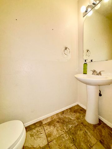 941 Carrizo Street NW, Los Lunas, NM 87031