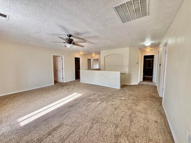 941 Carrizo Street NW, Los Lunas, NM 87031