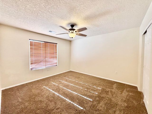 941 Carrizo Street NW, Los Lunas, NM 87031