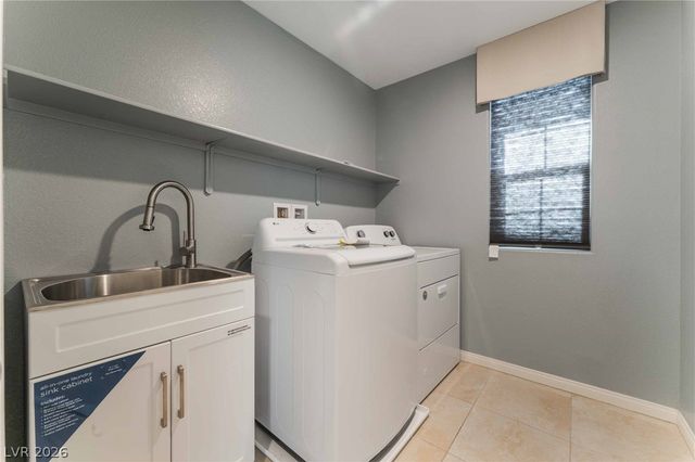 4436 Stardusk Falls Avenue, North Las Vegas, NV 89084