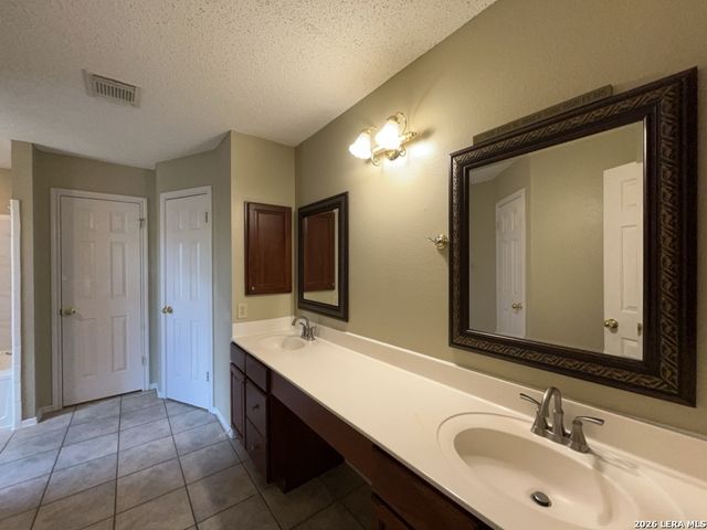 18634 Redriver Trail, San Antonio, TX 78259