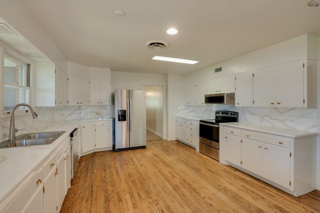 4511 BERMUDA LANE, Wichita Falls, TX 76308