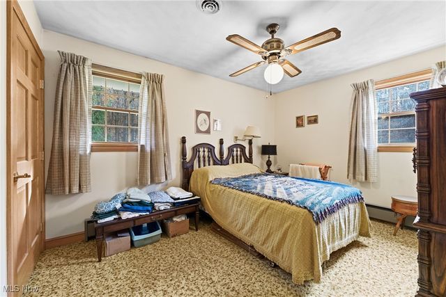 4140 Lace Road NW, Malvern, OH 44644