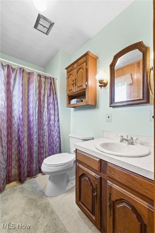 4140 Lace Road NW, Malvern, OH 44644