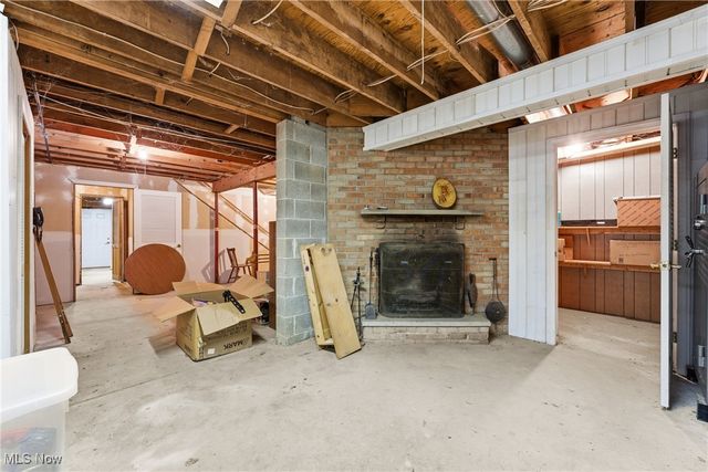 4140 Lace Road NW, Malvern, OH 44644