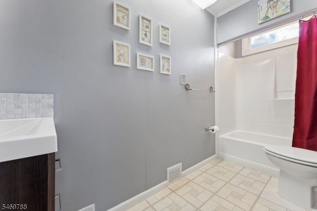 147 Robert Pl, South Plainfield Boro, NJ 07080