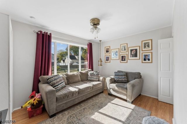 147 Robert Pl, South Plainfield Boro, NJ 07080