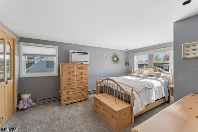 147 Robert Pl, South Plainfield Boro, NJ 07080