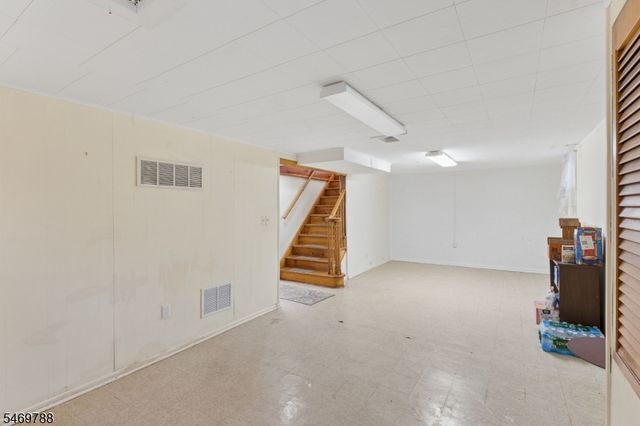 147 Robert Pl, South Plainfield Boro, NJ 07080