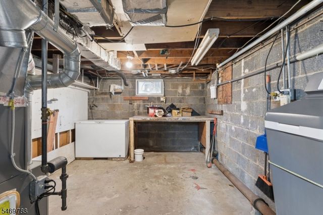 147 Robert Pl, South Plainfield Boro, NJ 07080