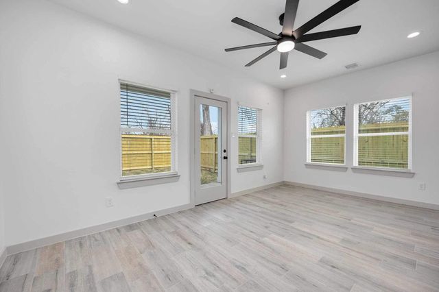 926 Granville Drive, Houston, TX 77091