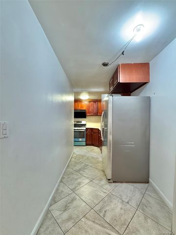 85-14 Broadway 1K, Elmhurst, NY 11373