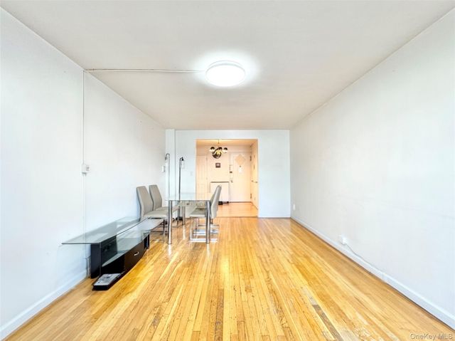 85-14 Broadway 1K, Elmhurst, NY 11373