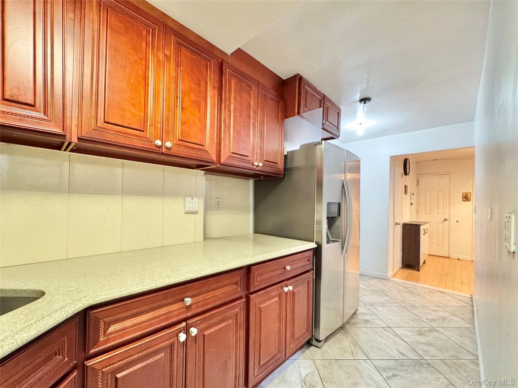 85-14 Broadway 1K, Elmhurst, NY 11373