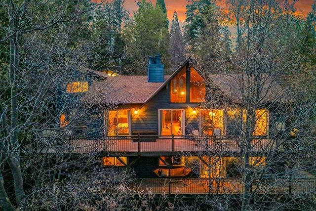 26623 Hillcrest Lane, Lake Arrowhead, CA 92352
