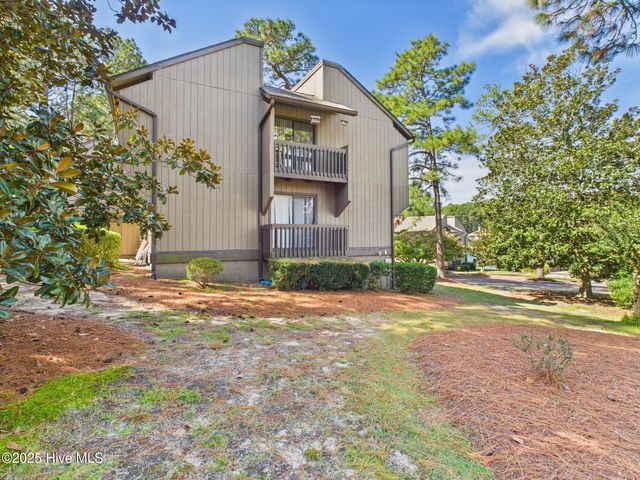 250 Sugar Gum Lane 201, Pinehurst, NC 28374