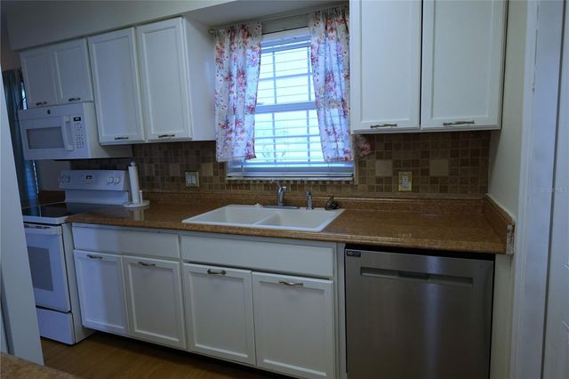 3074 PERDUE TERRACE, Punta Gorda, FL 33983