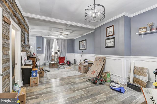 925 N KRESSON ST, Baltimore, MD 21205