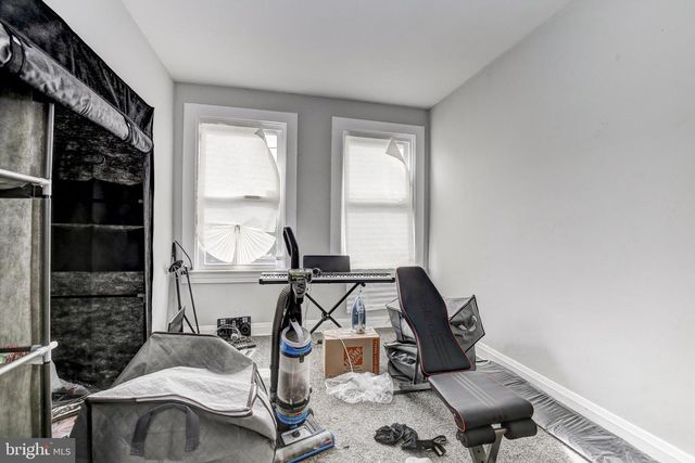 925 N KRESSON ST, Baltimore, MD 21205