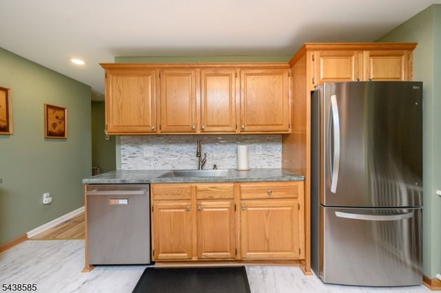 13 Central Ave, Readington Twp., NJ 08889