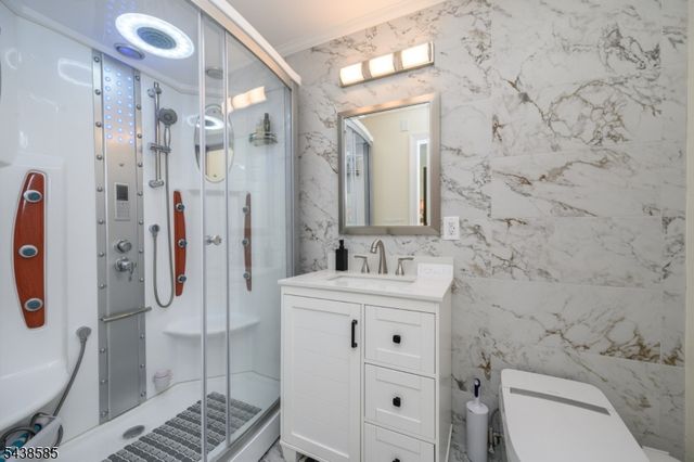 13 Central Ave, Readington Twp., NJ 08889