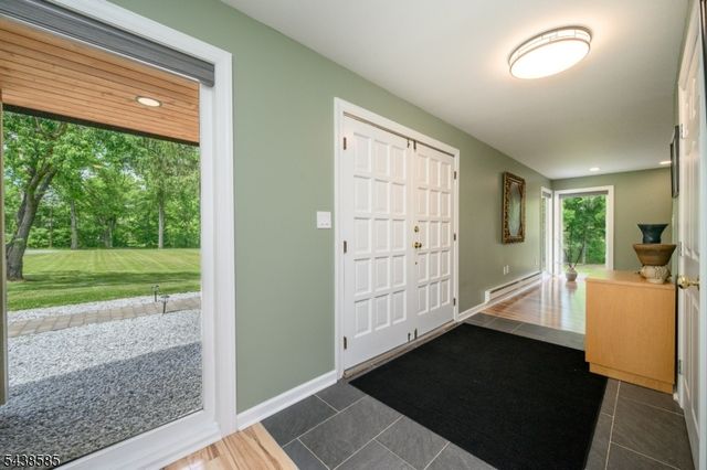 13 Central Ave, Readington Twp., NJ 08889
