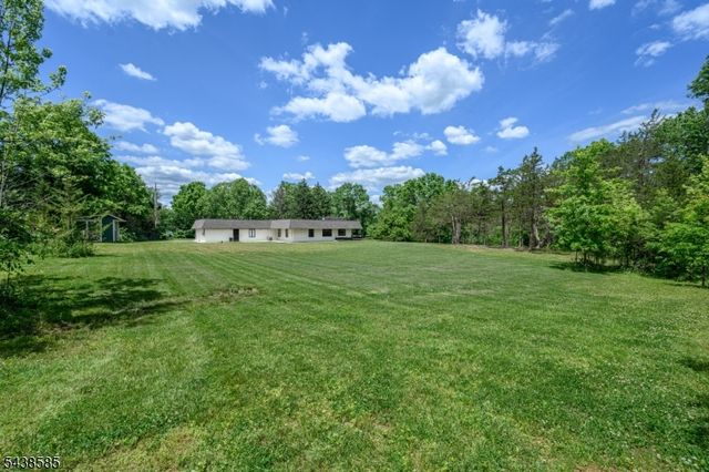 13 Central Ave, Readington Twp., NJ 08889