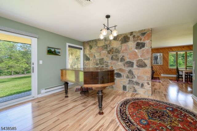 13 Central Ave, Readington Twp., NJ 08889