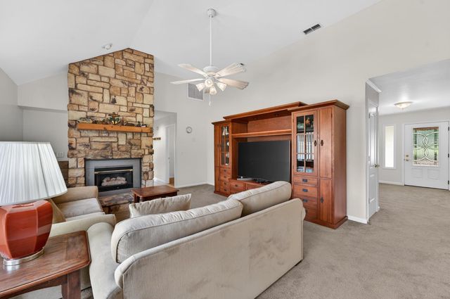 26583 Table Meadow Rd, Auburn, CA 95602