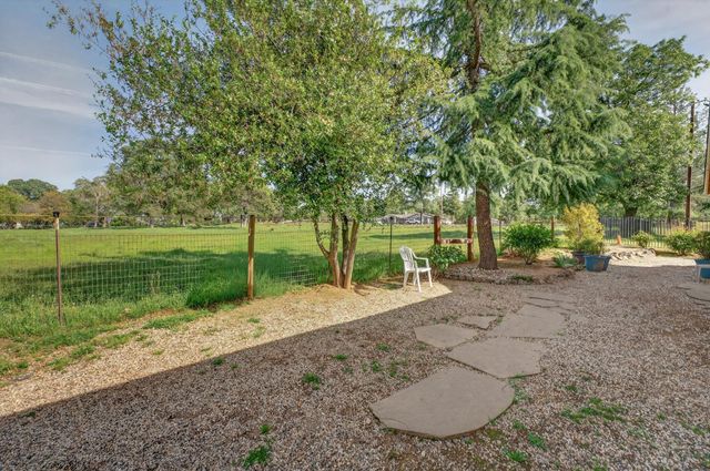 26583 Table Meadow Rd, Auburn, CA 95602