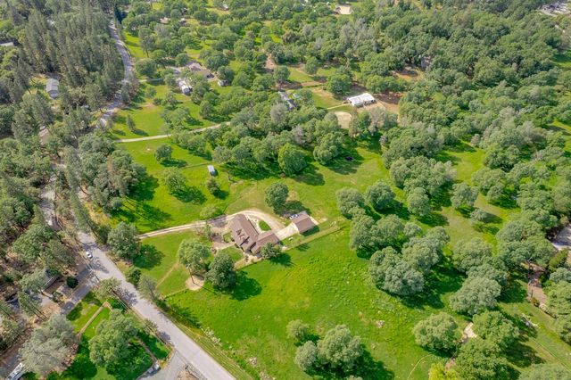 26583 Table Meadow Rd, Auburn, CA 95602