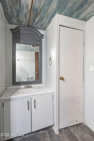 20850 E CEDAR Drive, Mayer, AZ 86333