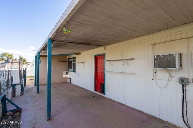 20850 E CEDAR Drive, Mayer, AZ 86333