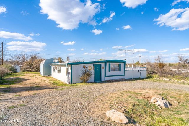 20850 E CEDAR Drive, Mayer, AZ 86333