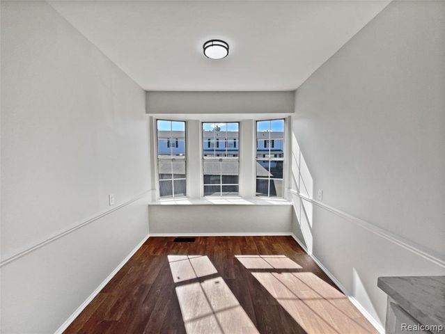 21763 Hidden Rivers Drive, Southfield, MI 48075