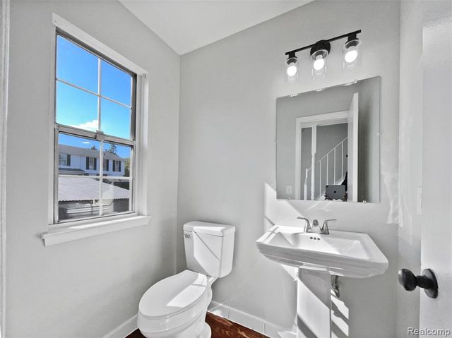 21763 Hidden Rivers Drive, Southfield, MI 48075