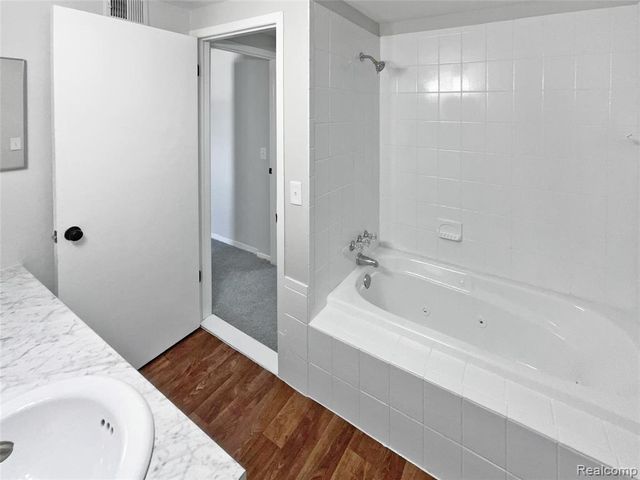 21763 Hidden Rivers Drive, Southfield, MI 48075