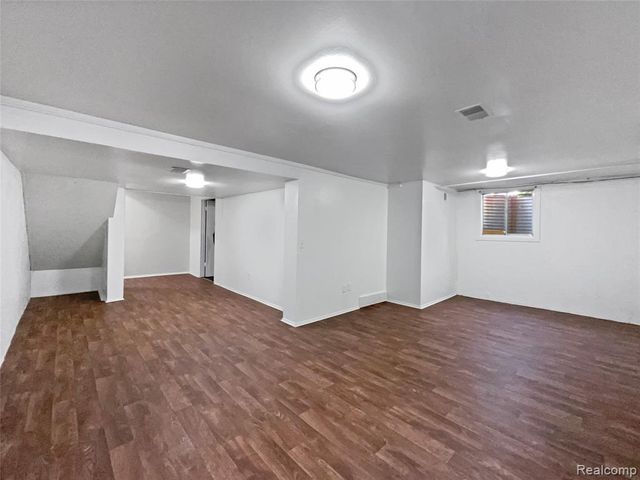 21763 Hidden Rivers Drive, Southfield, MI 48075