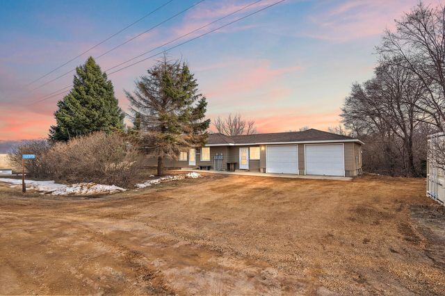 17375 Homestead Road, Carver, MN 55315