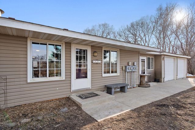 17375 Homestead Road, Carver, MN 55315