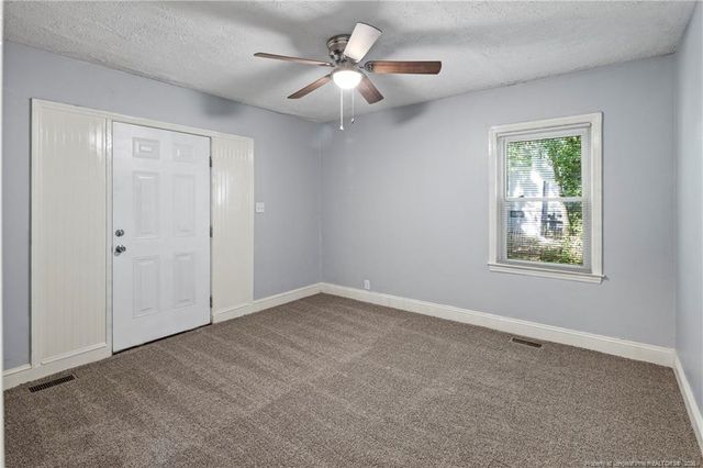 948 McKimmon Road, Fayetteville, NC 28303