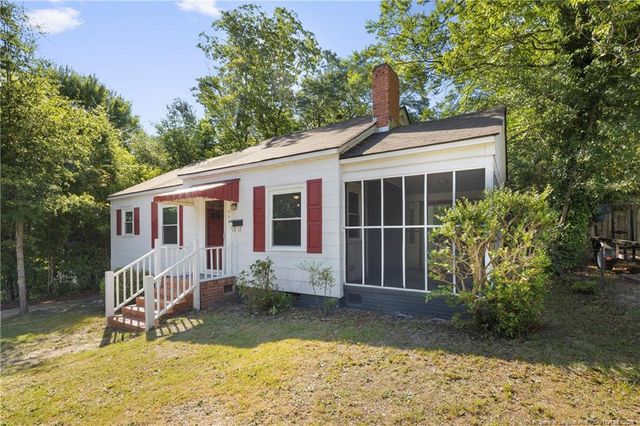 948 McKimmon Road, Fayetteville, NC 28303