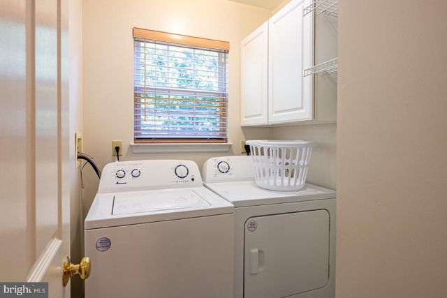 4008 RIVER RD, Reading, PA 19605